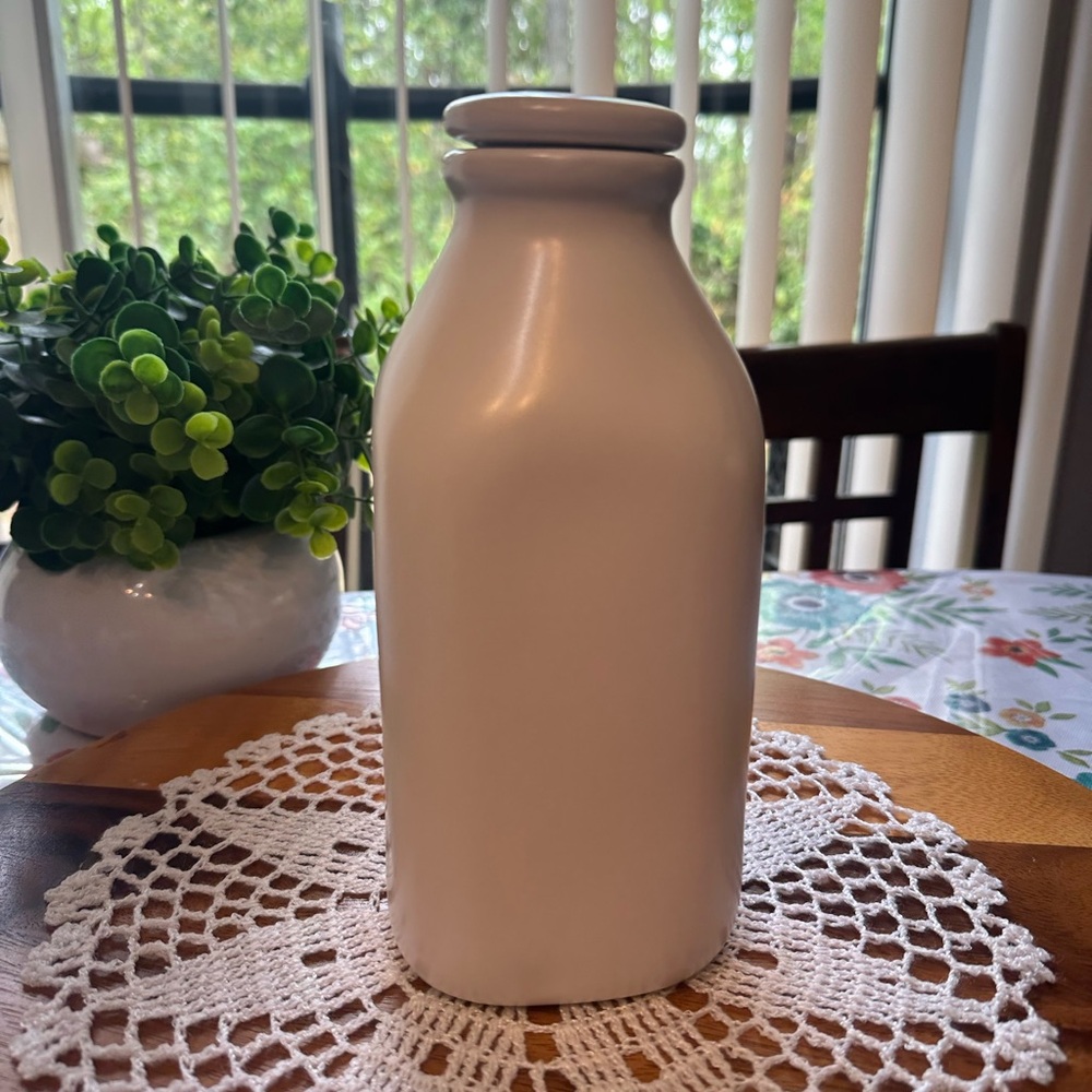Moo Ceramic Milk Bottle - White - Picture 6 of 9